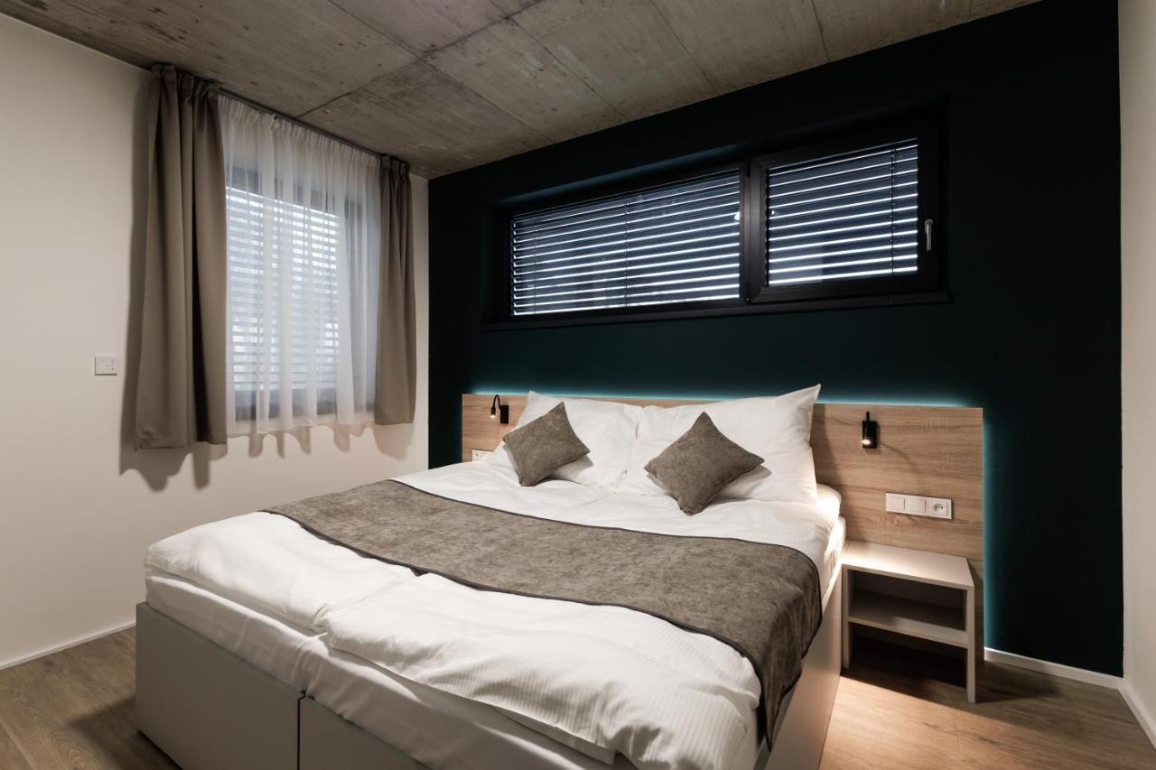 Aparthotel Na Klenici Mlada Boleslav Luaran gambar