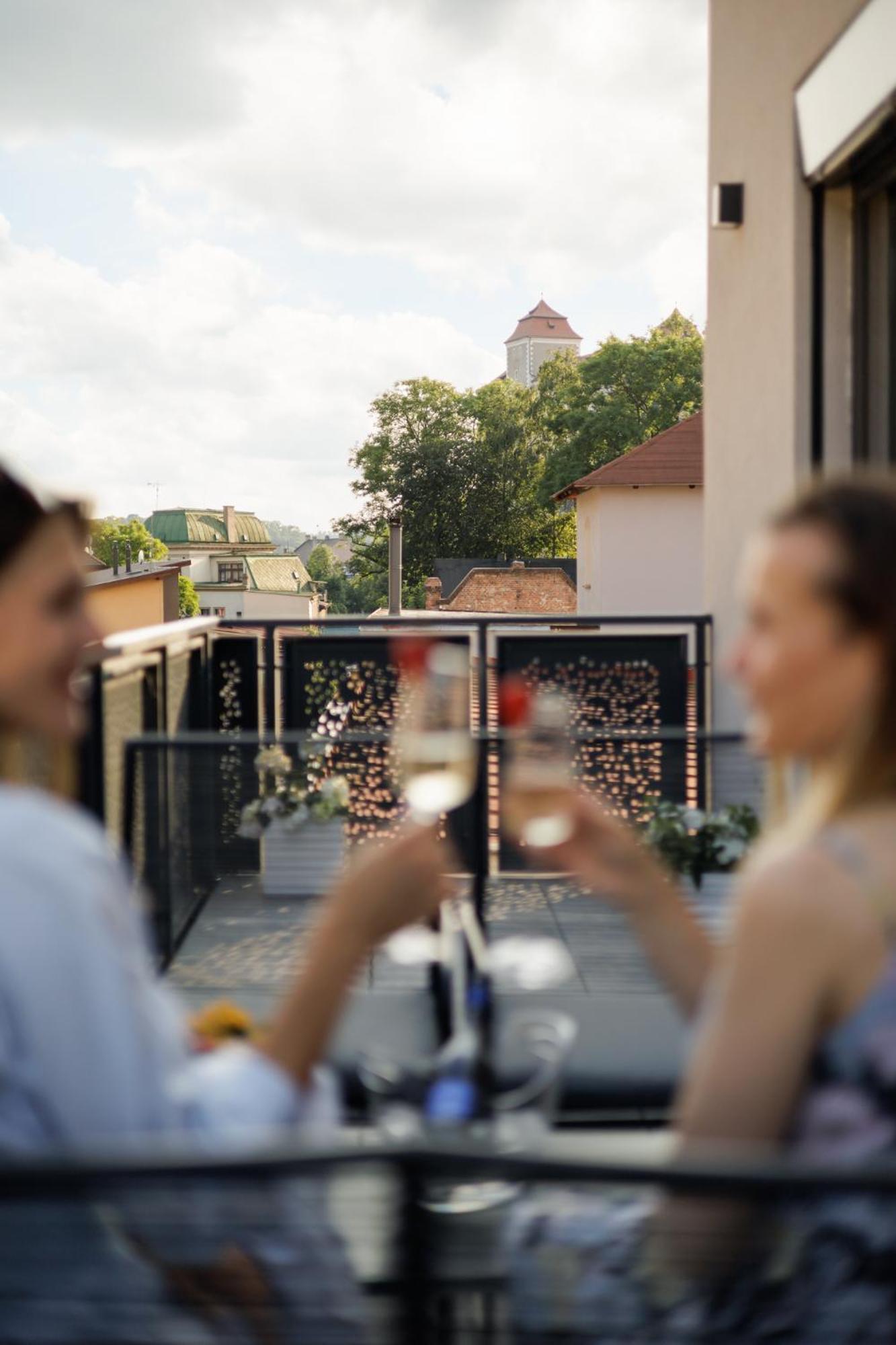 Aparthotel Na Klenici Mlada Boleslav Luaran gambar